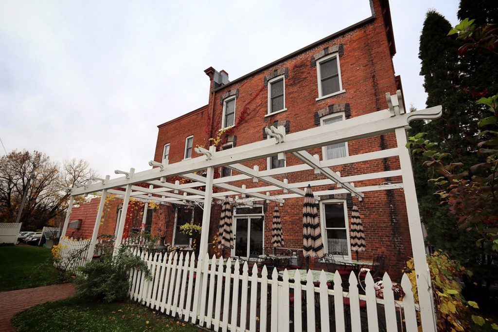 Grant House Hotel and Eatery